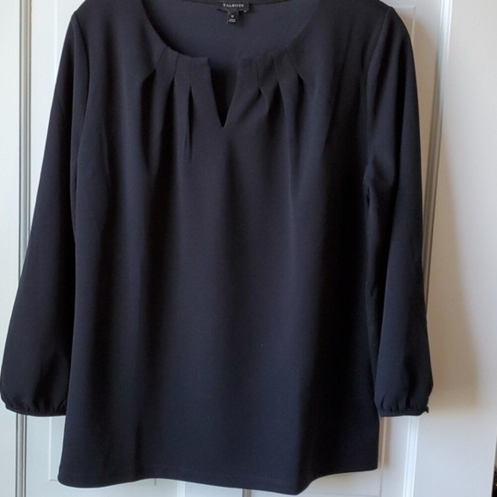 NWOT TALBOTS "PLEATED TEE FALL" BLACK SIZE MEDIUM CREPE KNIT STRETCH MINIMALIST
